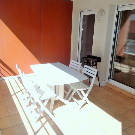 T2 Large Terrasse, Garage, Quartier Corniche *
